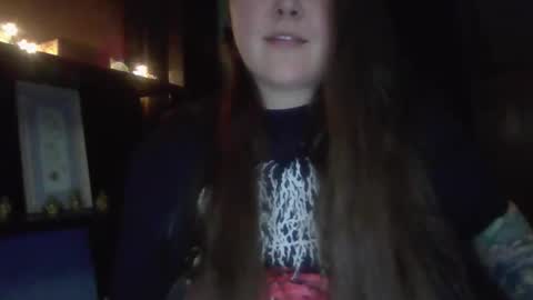 Snapshot of darkstardaisy chatting on 04.04.26 Daisy online show from 04.04.26