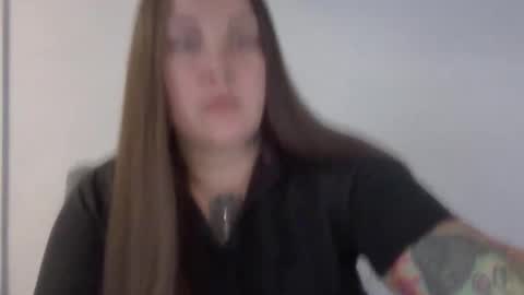 Snapshot of darkstardaisy chatting on 05.29.26 Daisy online show from 05.29.26