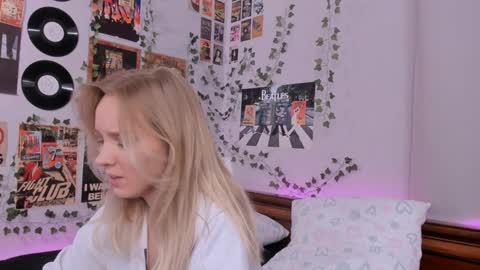 lina online show from 12.17.24