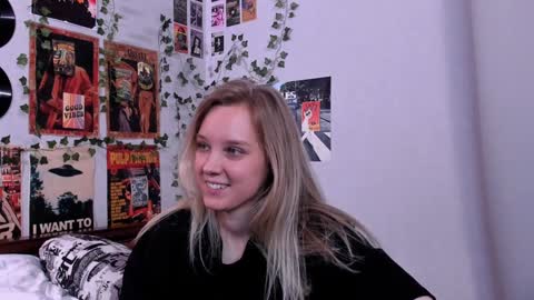 lina online show from 12.24.24