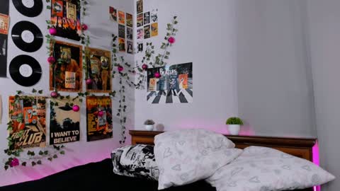 lina online show from 01.28.25