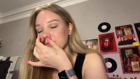 lina online show from 09.11.25