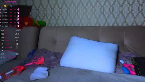 Snapshot of darlina_ryan chatting on 04.19.26 Darlina online show from 04.19.26