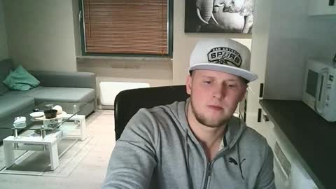 Dario online show from 11.04.25