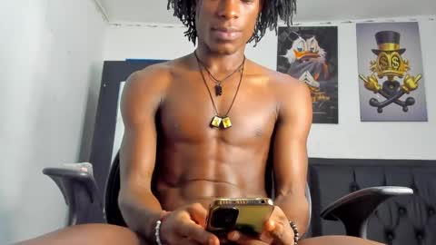 Snapshot of darwin_jhonson chatting on 03.10.25 Darwin online show from 03.10.25