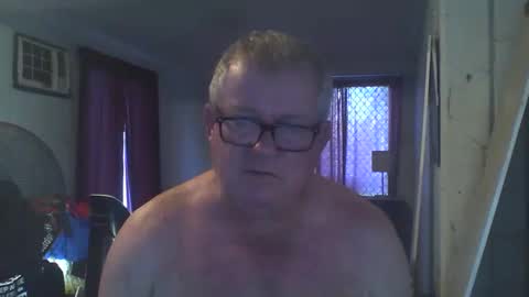 Snapshot of darwincock chatting on 12.27.24 darwincock online show from 12.27.24