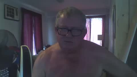 Snapshot of darwincock chatting on 01.17.25 darwincock online show from 01.17.25