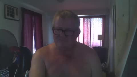 Snapshot of darwincock chatting on 01.19.25 darwincock online show from 01.19.25