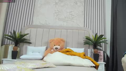 Snapshot of daryareed chatting on 11.11.25 Darya online show from 11.11.25