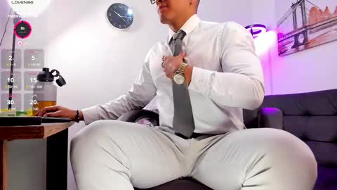 Dash online show from 10.18.25