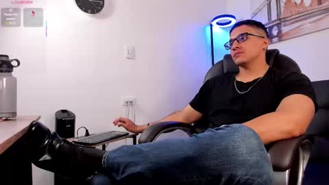 Dash online show from 11.25.25