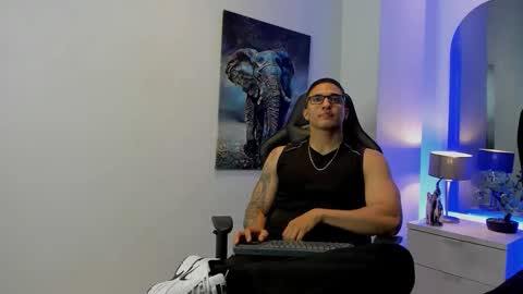 Snapshot of dash_bukoski chatting on 02.09.26 Dash online show from 02.09.26