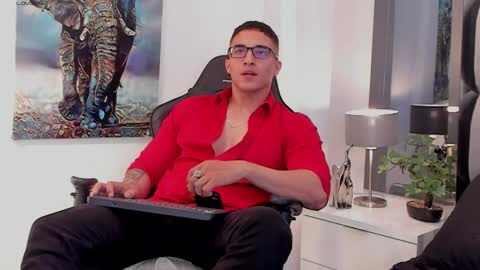 Snapshot of dash_bukoski chatting on 02.14.26 Dash online show from 02.14.26