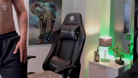 Snapshot of dash_bukoski chatting on 02.22.26 Dash online show from 02.22.26