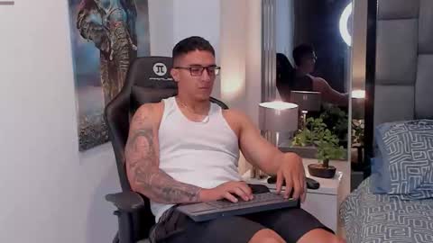 Snapshot of dash_bukoski chatting on 02.27.26 Dash online show from 02.27.26