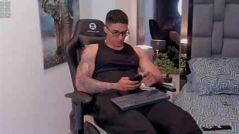 Snapshot of dash_bukoski chatting on 02.28.26 Dash online show from 02.28.26