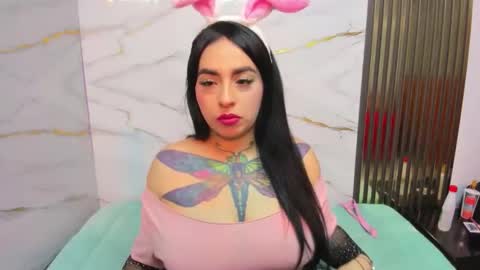 dashamiller_ online show from 11.27.25