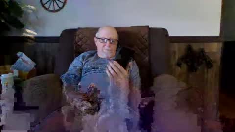 Snapshot of dave571960 chatting on 10.01.25 dave571960 online show from 10.01.25