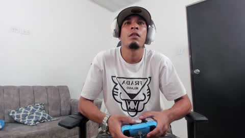 Snapshot of dave_skinnycum420 chatting on 10.03.25 dave online show from 10.03.25