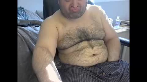 Snapshot of daveishorny1988 chatting on 10.05.25 daveishorny1988 online show from 10.05.25