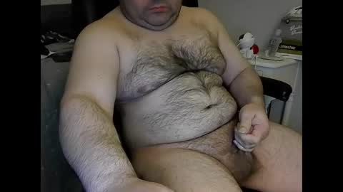 Snapshot of daveishorny1988 chatting on 11.01.25 daveishorny1988 online show from 11.01.25