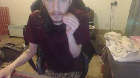 dave online show from 10.04.25