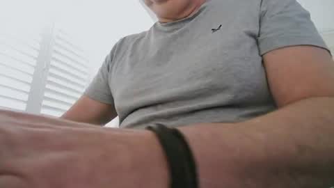 Snapshot of davesu12345 chatting on 06.10.26 davesu12345 online show from 06.10.26