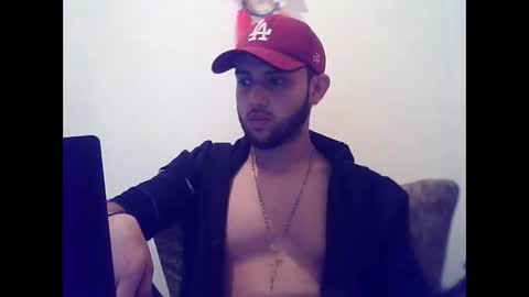 Snapshot of david23vergota chatting on 10.17.25 david23vergota online show from 10.17.25
