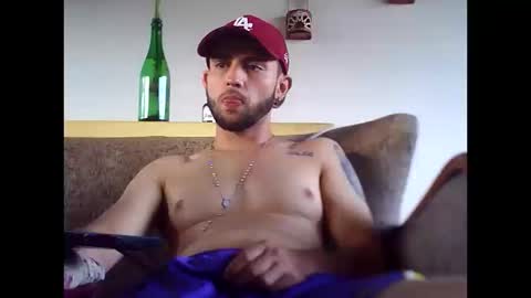 Snapshot of david23vergota chatting on 10.18.25 david23vergota online show from 10.18.25