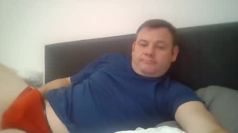 DILFnextdoor69 online show from 10.07.25