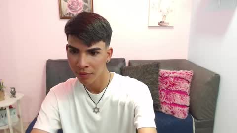 Snapshot of david_925_ chatting on 10.07.25 David online show from 10.07.25