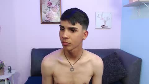 Snapshot of david_925_ chatting on 10.08.25 David online show from 10.08.25