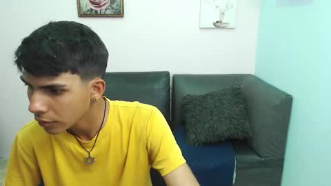 Snapshot of david_925_ chatting on 10.11.25 David online show from 10.11.25