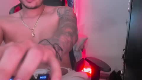 Snapshot of david__ox chatting on 02.20.25 david__ox online show from 02.20.25