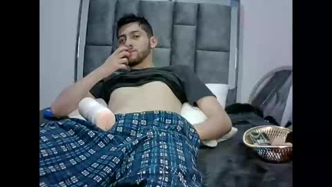 Snapshot of david_asturias chatting on 01.07.25 David Asturias online show from 01.07.25