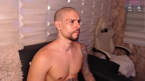 Snapshot of david_col11 chatting on 10.09.25 David col11 online show from 10.09.25