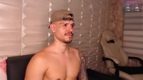 Snapshot of david_col11 chatting on 10.29.25 David col11 online show from 10.29.25