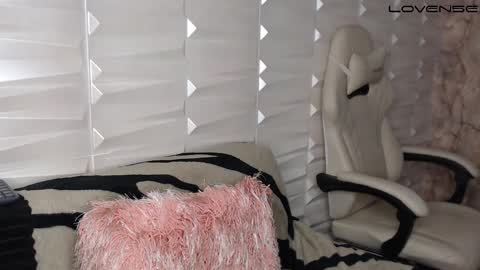 Snapshot of david_col11 chatting on 11.12.25 David col11 online show from 11.12.25