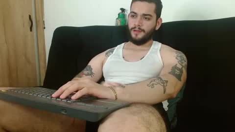 Snapshot of david_franco1 chatting on 10.02.25 Twitter davidsanctum online show from 10.02.25