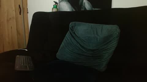 Snapshot of david_franco1 chatting on 11.19.25 Twitter davidsanctum online show from 11.19.25