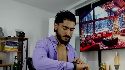 Hey im David that loves to explore and speak their fantasies. Very open talktative and nice. Feel free to chat with me online show from 12.10.24