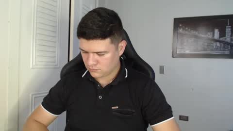 Snapshot of david_smit_ chatting on 01.08.25 david smit online show from 01.08.25