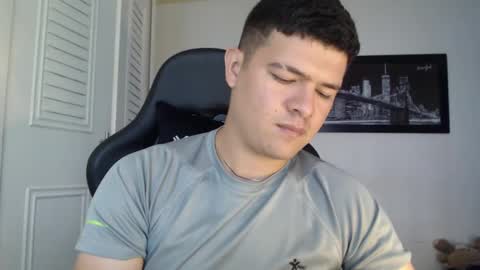 Snapshot of david_smit_ chatting on 01.28.25 david smit online show from 01.28.25