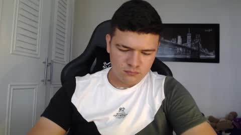 Snapshot of david_smit_ chatting on 01.29.25 david smit online show from 01.29.25