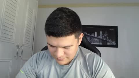 Snapshot of david_smit_ chatting on 02.14.25 david smit online show from 02.14.25
