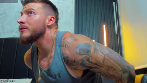 Snapshot of davidd_blake chatting on 12.17.24 David Blakee online show from 12.17.24