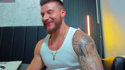 Snapshot of davidd_blake chatting on 12.19.24 David Blakee online show from 12.19.24