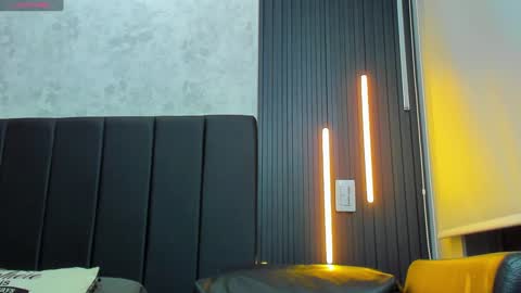 Snapshot of davidd_blake chatting on 12.30.24 David Blakee online show from 12.30.24