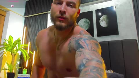 Snapshot of davidd_blake chatting on 01.30.25 David Blakee online show from 01.30.25