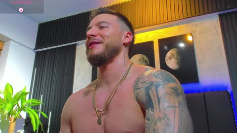 Snapshot of davidd_blake chatting on 02.07.25 David Blakee online show from 02.07.25